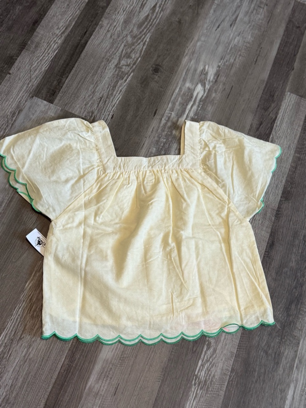 Disney Girls Encanto Mirabel Madrigal embroidered top with (size 10/12) - Picture 6 of 6